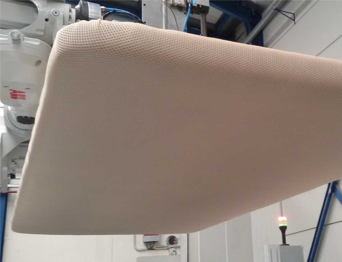 Máquina para Tapizado de Bases de Colchón y Canapé - Imagen 3